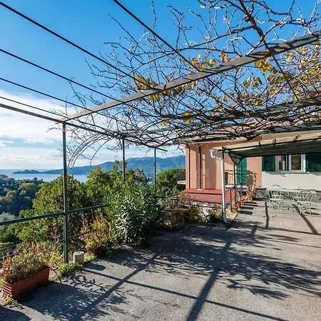 Joivy Vintage Flat With Garden And Parking Zoagli