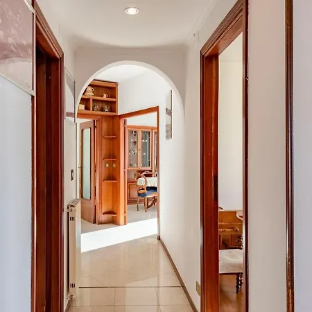 Joivy Vintage Flat With Garden And Parking