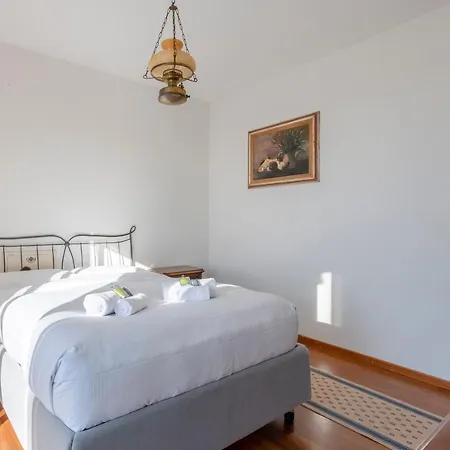 Apartment Joivy Vintage Flat With Garden And Parking